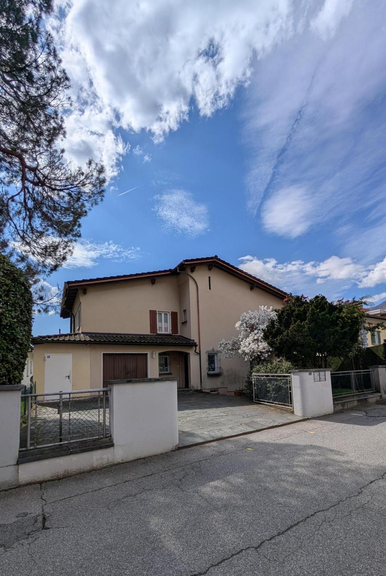 Locarno, Casa Pioda - Nahe Zentrum, Mit Balkon Und Parkplatz Locarno